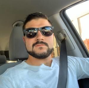 Meet your Posher, Zach